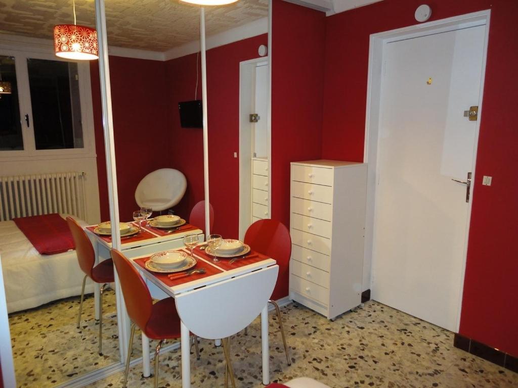 Studio Framboise Proche Paris Et Disneyland Gagny Exterior foto